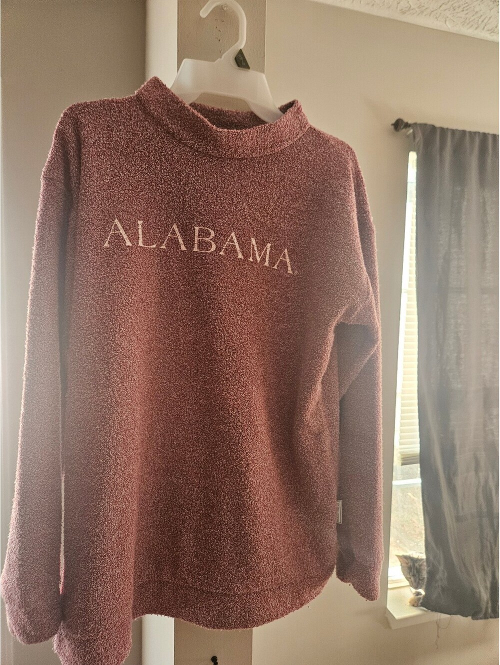 Woolly Threads Alabama Pullover Sweater in Burgundy, Size M